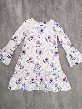 Elegantné dievčenské šaty, 140