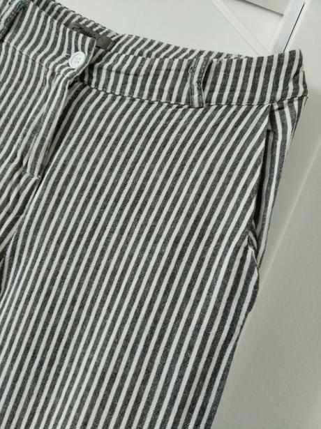 Padavé nohavice, 36