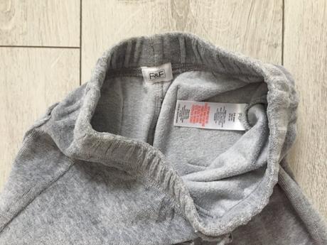 Dievcenske teplaky 3-4 roky, f&f,104