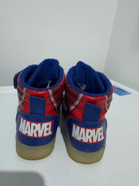 Marvel botasky, h&m,32