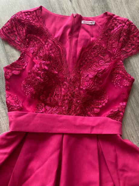 Spoločenské šaty, 40