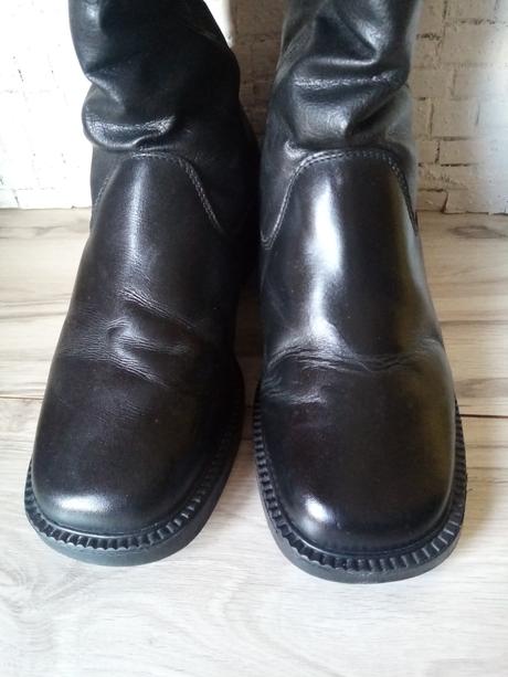 Čierne vysoké dámske čižmy v.40, 40