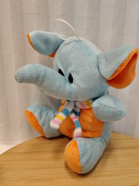 Plyšový modrý slon so šálom, 19 cm, 
