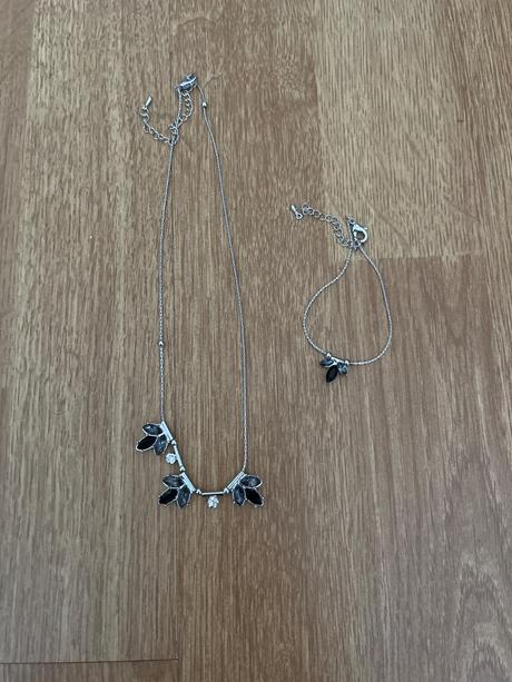 Náhrdelník + náramok,