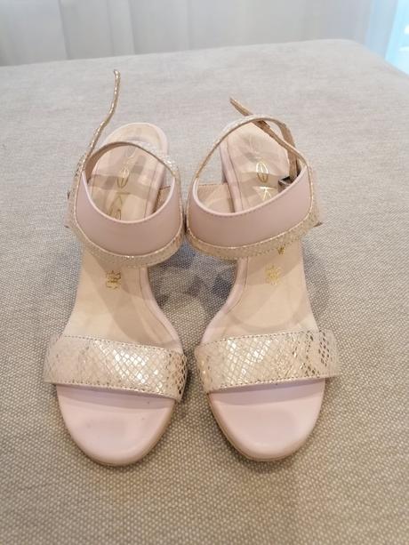 Dámske sandále, 37