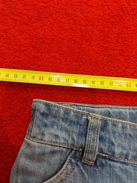 Šortky 1+1 grátis, 122