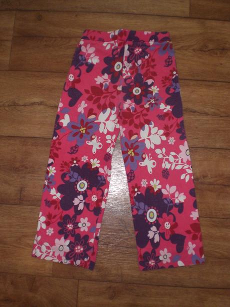 Krásne kvetinové tepláčiky/nohavice veľ. 116, wolf,116