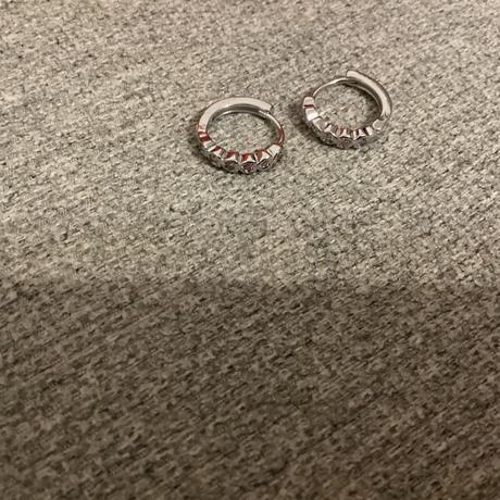 Malé kruhové náušnice s kamienkami, 