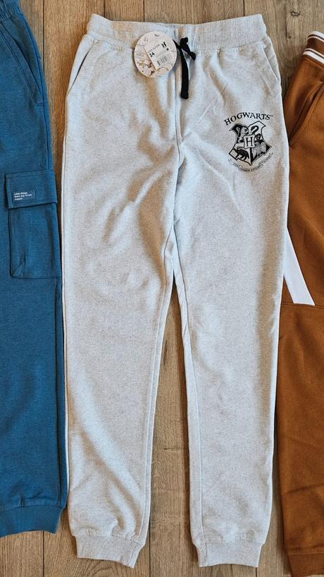 Tepláky s vysačkami 158/164, 158–170