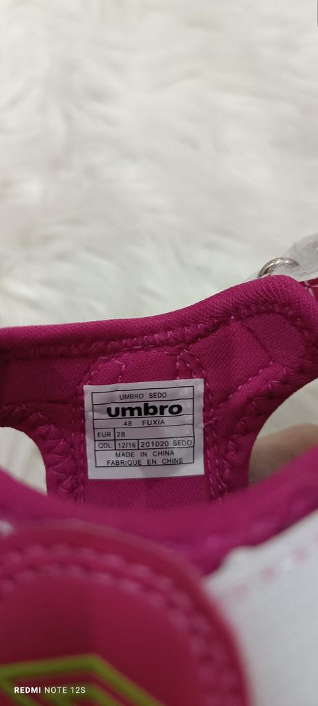 Topánky umbro, umbro,28