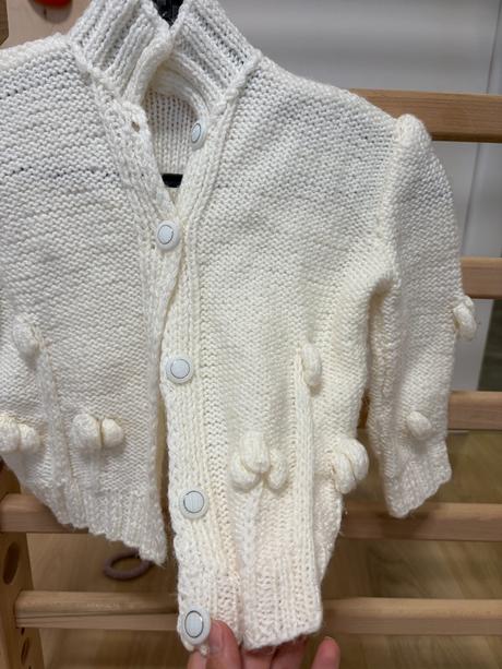 Strikovany sveter na gombiky, 98