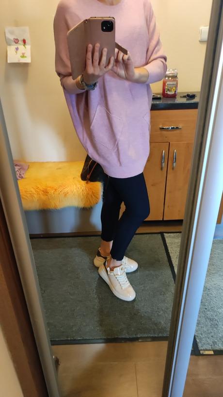 Dámsky svetrikovy set, 