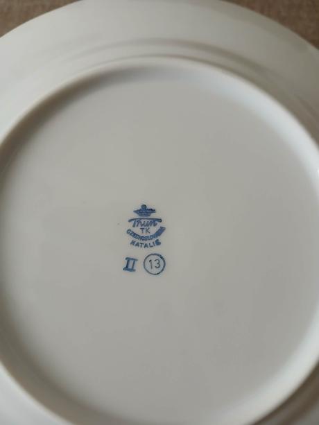 Dezertné taniere na doplnenie - zelenozlatý vzor, 