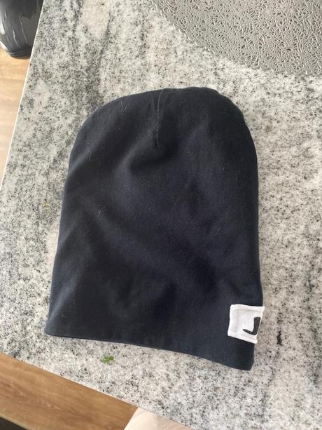 Dvojvrstvová ciapka juuj, juuj,s