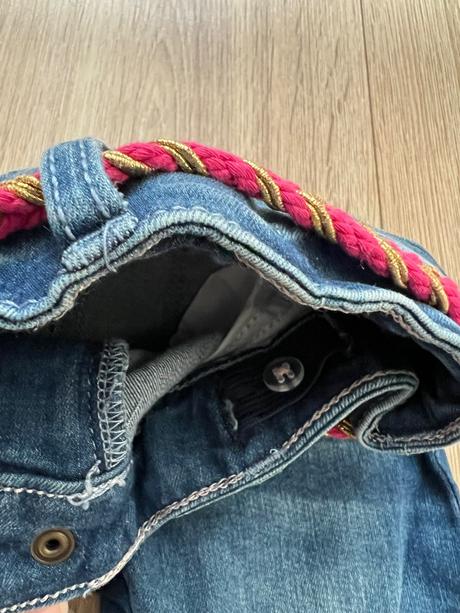 Skinny rifle., palomino,98