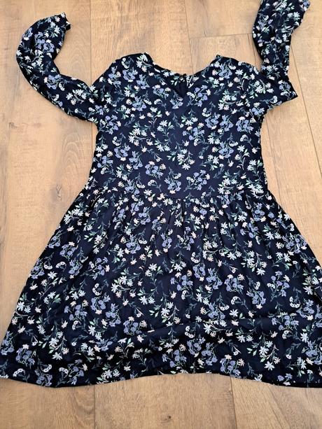 Kvetinkove saty, tchibo,134