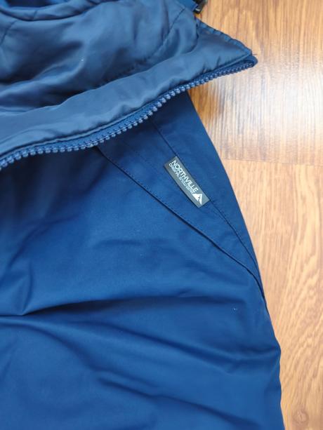 Oteplovačky 122, c&a,122