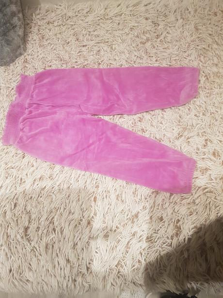 Dievčenské tepláky, okay,92