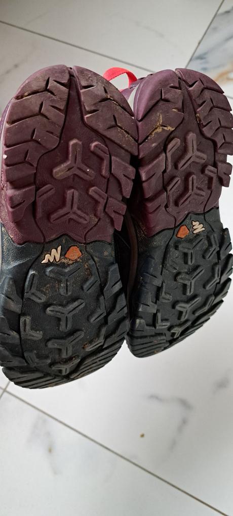 Nepremokavé trekingové pc 35 eur, quechua,35