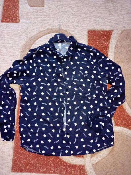 Košeľa l čierny podklad, l