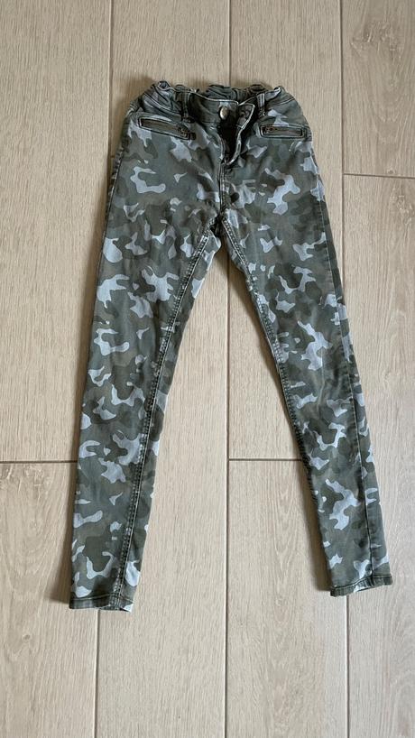 Legíny stretch, 158