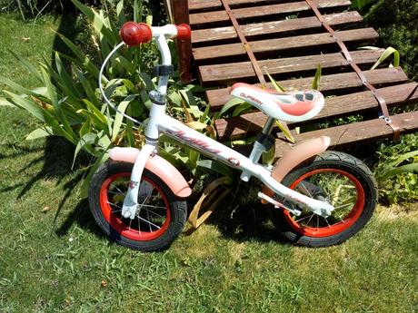 Odrážadlo nastaviteľné sedadlo,