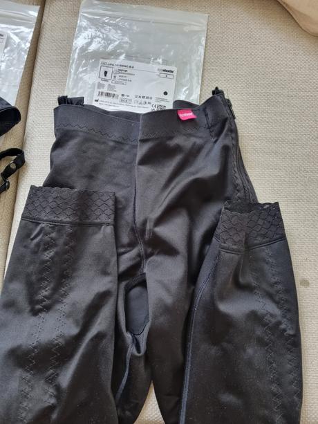 Lipoelastic kompresivne pradlo, s