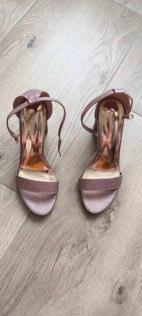 Nádherné topánky, queen,38