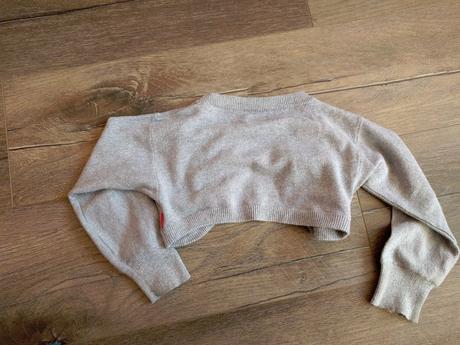 Sviatocne bolerko, name it,98