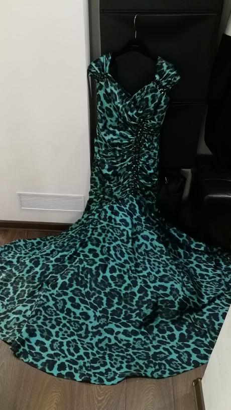Sexy saty, s