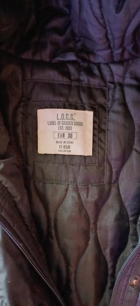 Kabát., l.o.g.g.,36