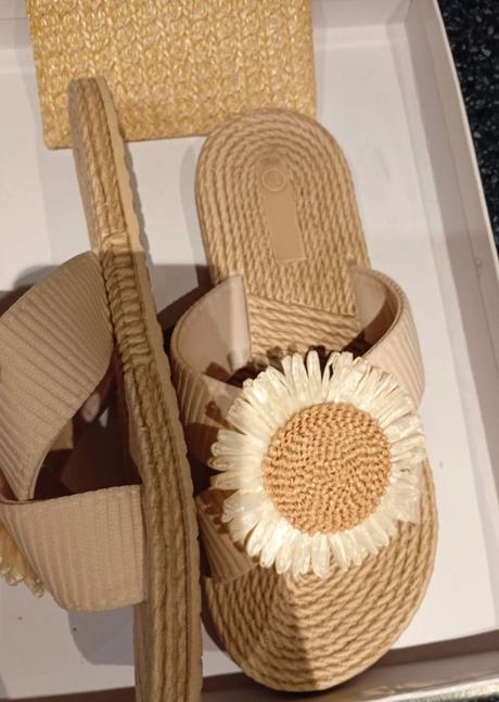 Set crossbody kabelka a šľapky, 36