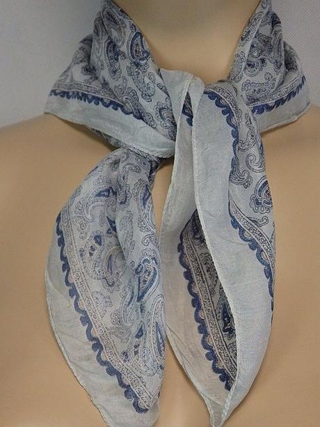 Kvalitná hodvábna šatka, s