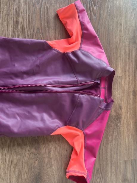 Detská plavecká kombinéza/plavky, decathlon,134