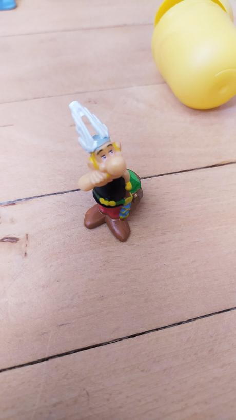 Postavička asterix, 
