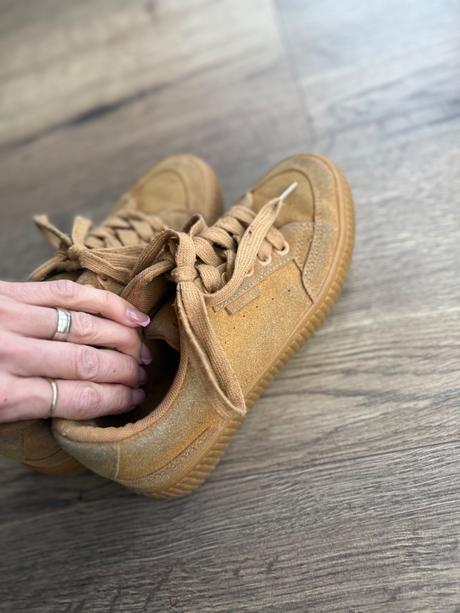 Tenisky, reserved,35