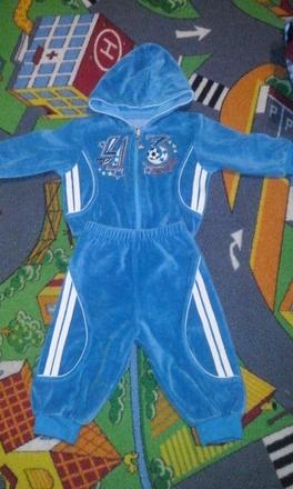 Tepláková súprava, 74