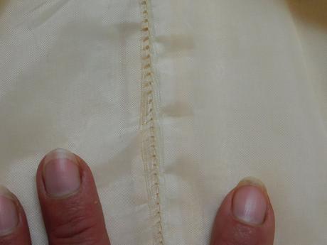 Pekne puzdrove šaty, 38