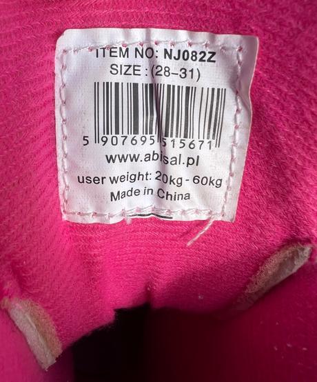 Set korčule na kolieska a prilba v batohu, 28