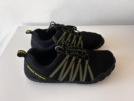 Batefoot tenisky rock spring, 41