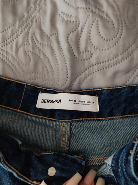 Riflové kraťasy, bershka,36
