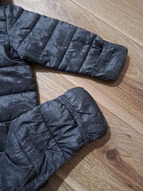 Ľahučký prechodný overal, 92