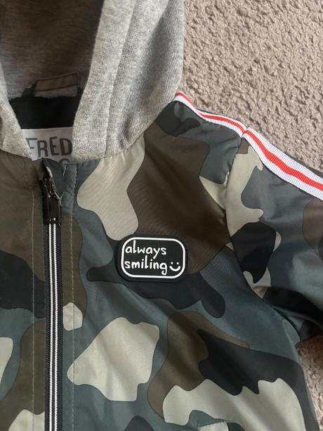 Prechodná bundička, f&f,74