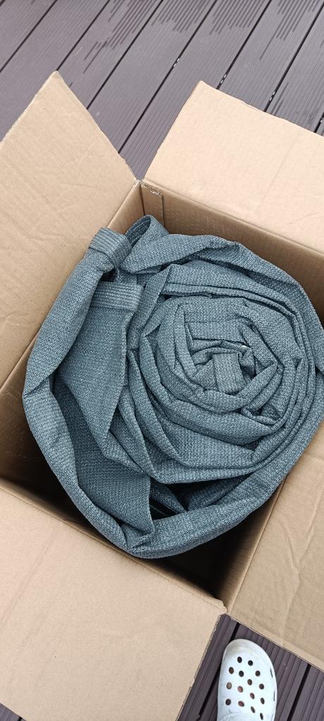 Tieniaca plachta 5x5m, 