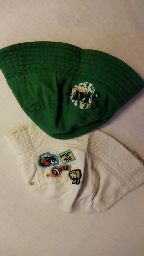 1rok,bavlnené klobučiky+šatka proti slnku,3ks, f&f,74