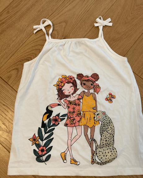 Tielko s dievcatkami, c&a,128