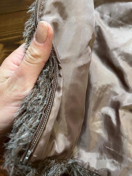 Chlpatá vesta, girl2girl,104