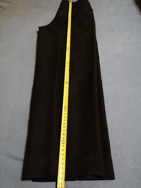 Sviatočné nohavice, 164