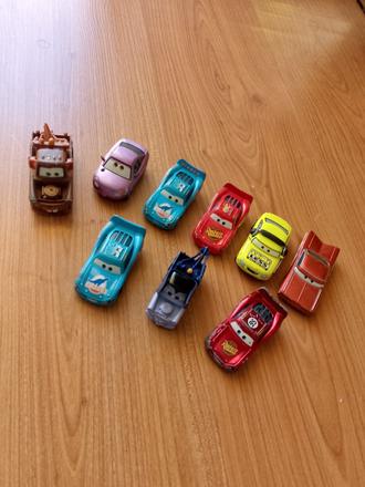 Cars autíčka,