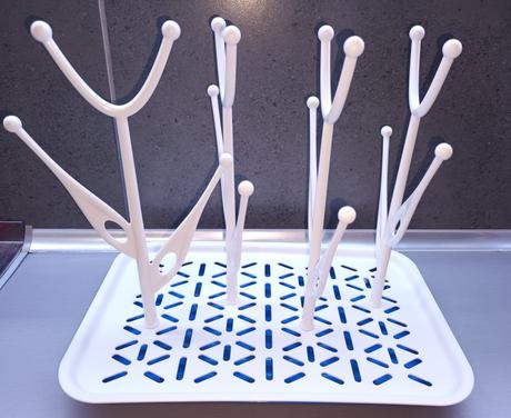 Odkvapkávač na dojčenské fľaše, 